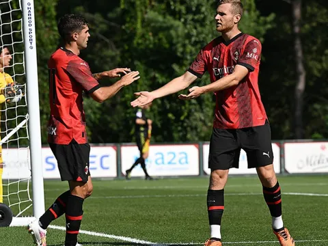 Pulisic tỏa sáng, AC Milan hủy diệt đối thủ 7 bàn
