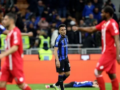 Milan chia điểm, Inter thua sốc ở Serie A