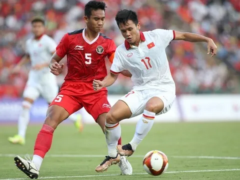 "U22 Việt Nam khó đá hơn Thái Lan"; Nhâm Mạnh Dũng xin lỗi Văn Lâm