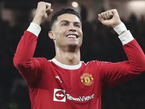 Saha: Ronaldo sẽ không để MU thua Liverpool 0-7