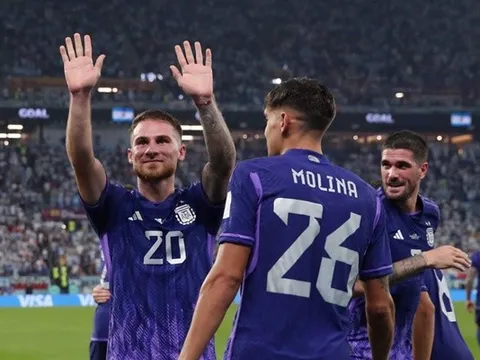 Đồng đội ấn tượng trước uy quyền của Messi ở tuyển Argentina