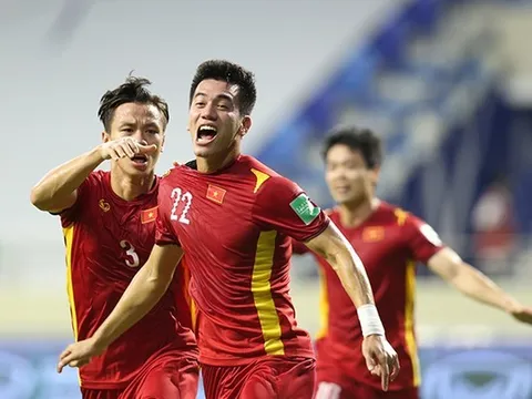 Tiền đạo số 1 ĐT Việt Nam chấn thương; Bóng đá Thái gặp họa lớn