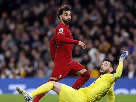 Mohamed Salah ăn trưa với chủ tịch PSG