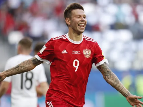 "Mọi thứ đã sẵn sàng, và rồi Man Utd mua Alexis Sanchez..."