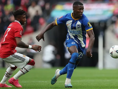 XONG! Fred rời Man Utd, bến đỗ bất ngờ lộ diện