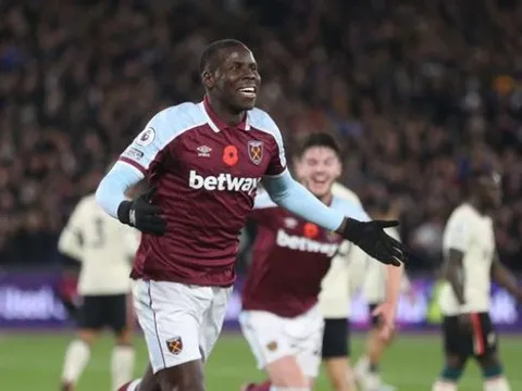 Món quà Giáng sinh Marina Granovskaia đã sớm trao cho người hâm mộ Chelsea