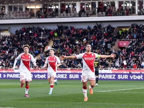 Monaco hủy diệt PSG sau 45 phút, Ligue 1 giờ rất khó lường