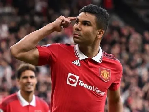 Một Casemiro đáng sợ