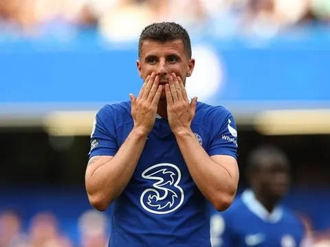 Ngã ngửa vụ Mason Mount tới Man Utd