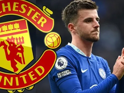 "Mount mong muốn chuyển đến Man United"