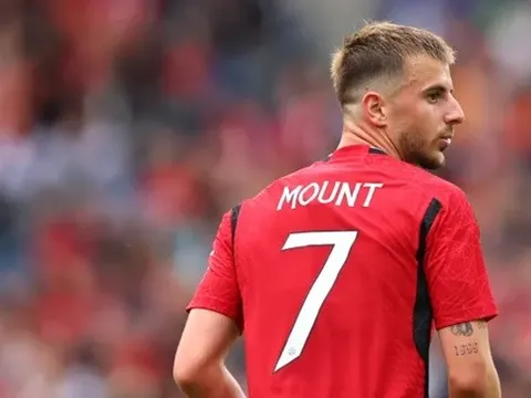 Mount làm nổi bật một sự bất công tại Man Utd