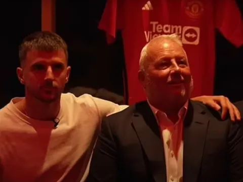 Mount tiếp tục khiến CĐV Chelsea phẫn nộ