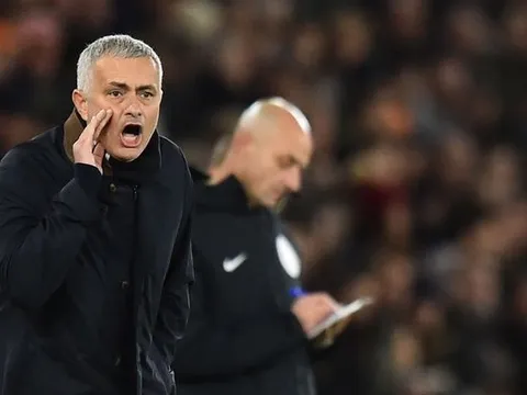 Mourinho cân nhắc tái ngộ Ronaldo