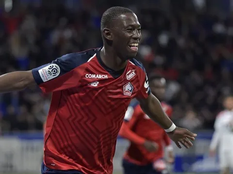 Mourinho gạt giò Quỷ Đỏ để giành lấy 'Yaya Toure mới'