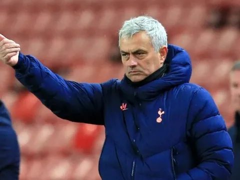 Mourinho lại đẩy đi "viên ngọc" tấn công khiến Ngoại hạng Anh dậy sóng