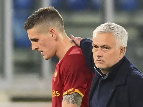 Mourinho làm rõ tình hình của Zaniolo