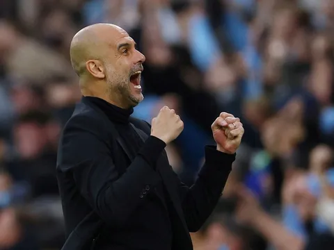 Mourinho mỉa mai Pep Guardiola