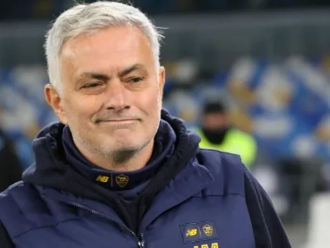 Mourinho: 'Nếu không có Smalling dự bị, Roma đã không vào chung kết'
