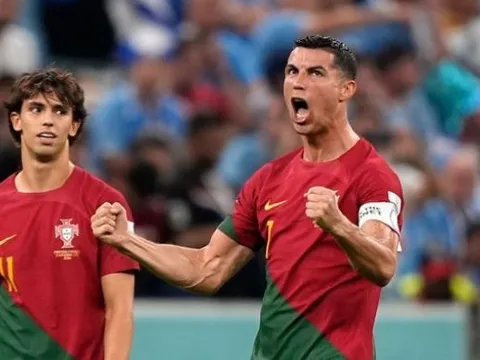 M.U có thể ký hợp đồng với Coutinho của riêng mình theo đề xuất của Forlan