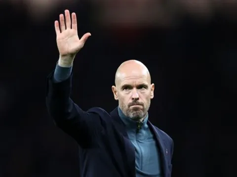 M.U đổi chủ và ghế nóng của Ten Hag