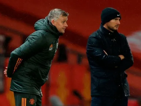 M.U không nên ngó lơ những gì Chelsea có được sau khi sa thải Lampard