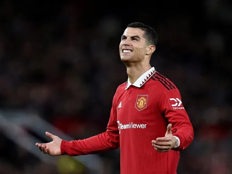 MU lắng nghe Ronaldo