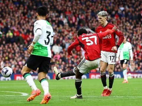 Khi Man Utd trừng phạt Liverpool