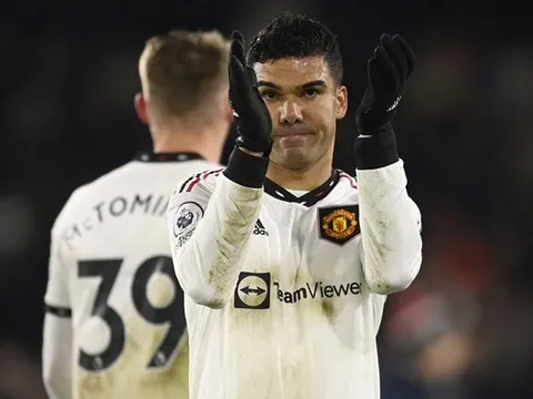 MU mất điểm phút chót: Dừng lại để bước tiếp