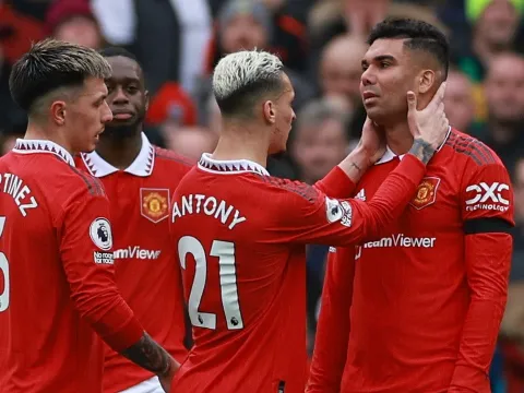 MU phải giúp Casemiro