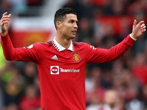 MU tiết kiệm bộn tiền nhờ thanh lý Ronaldo