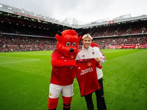 Ten Hag cập nhật tình hình của Hojlund