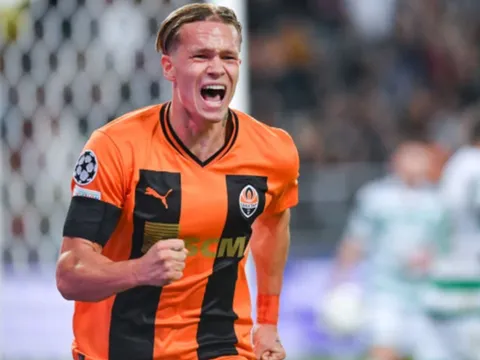 Cách Chelsea nẫng tay trên Arsenal