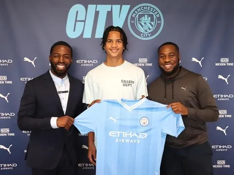 Man City chiêu mộ thần đồng vạn người mê