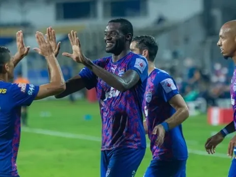 Tiền đạo ĐTQG Congo cập bến V-League; Filip Nguyễn khoác áo ĐT Việt Nam trong tháng 10?