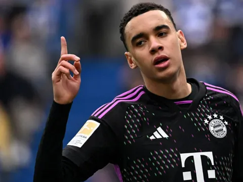 Chelsea sẵn sàng chiêu mộ tiền vệ cả châu Âu thèm muốn