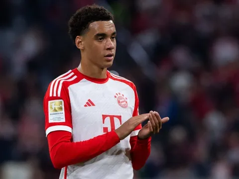 Diễn biến vụ Musiala - Liverpool