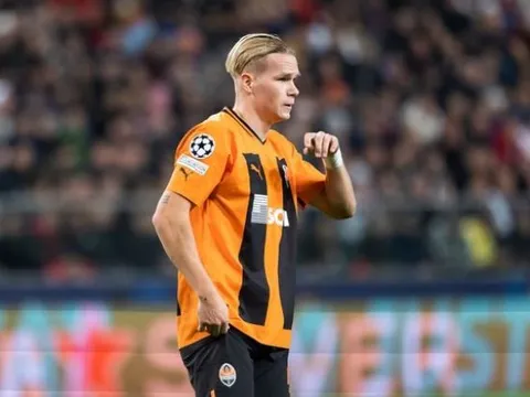 Chelsea nhập cuộc, Arsenal làm rõ động thái với Mudryk