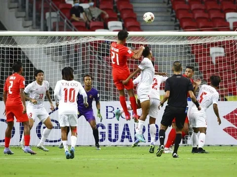 Singapore thắng tưng bừng Myanmar ngày ra quân AFF Cup