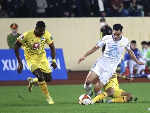 HAGL giành điểm kịch tính; 2 CLB Việt Nam chính thức bỏ giải