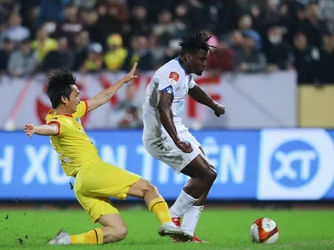 Vòng 3 V-League: Dàn sao ĐT Việt Nam chơi bùng nổ
