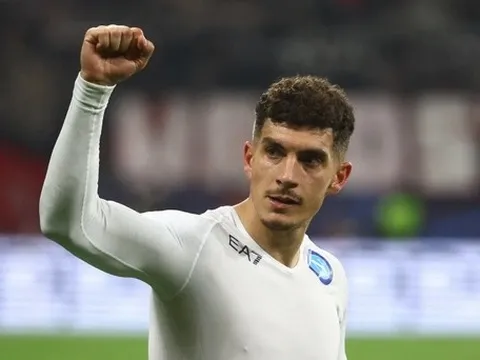 Napoli đủ sức vô địch Champions League?