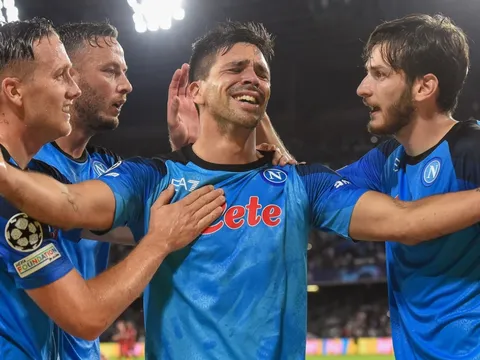 "Napoli không thi đấu như 1 đội bóng Ý"