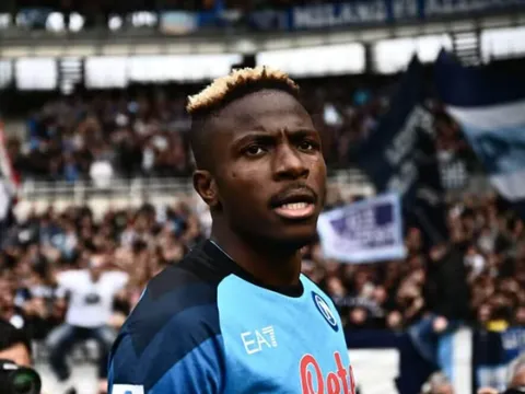 Napoli nhận hung tin từ Victor Osimhen