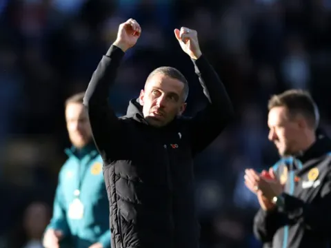 Troy Deeney đề xuất ứng cử viên thay thế Jurgen Klopp