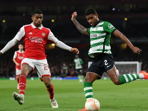 "Khoảnh khắc xé gió của Arsenal"