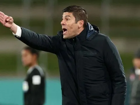 Thắng tuyển nữ Việt Nam, HLV Bồ Đào Nha vẫn chưa hài lòng