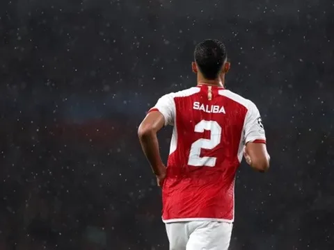 "Nếu tôi hoàn toàn khỏe mạnh, Arsenal có thể vô địch"