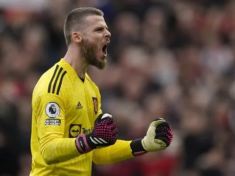 Neville: "Một pha cứu thua tuyệt vời!"
