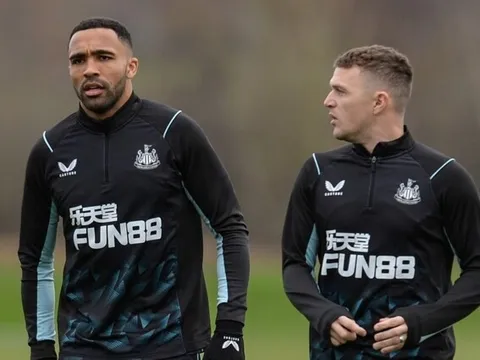 Newcastle “gồng mình” giữ chân các trụ cột