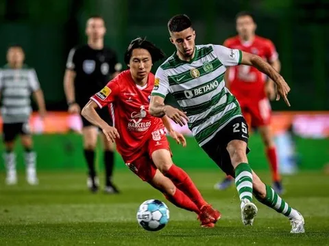 Newcastle sẵn sàng phá bĩnh M.U